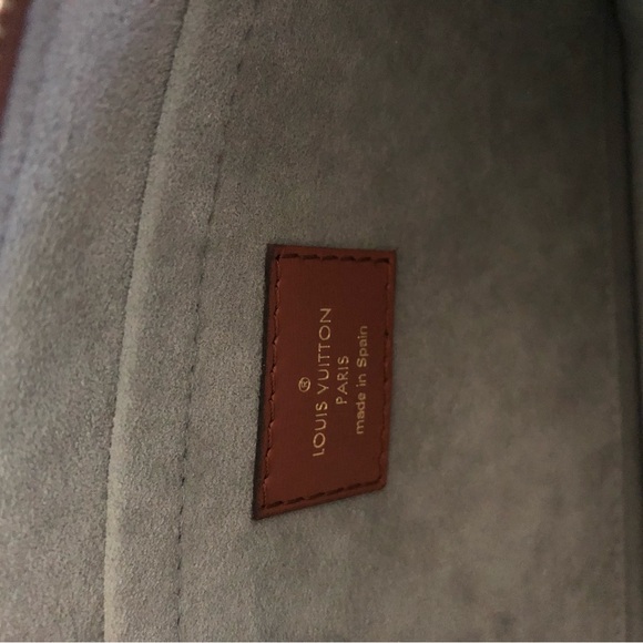 Neverfull Pouch Garden Capsule Silver Monogram Canvas Wristlet - Picture 4 of 5